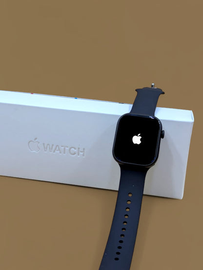 Smartwatch With Bluetooth Calling And Health Tracking