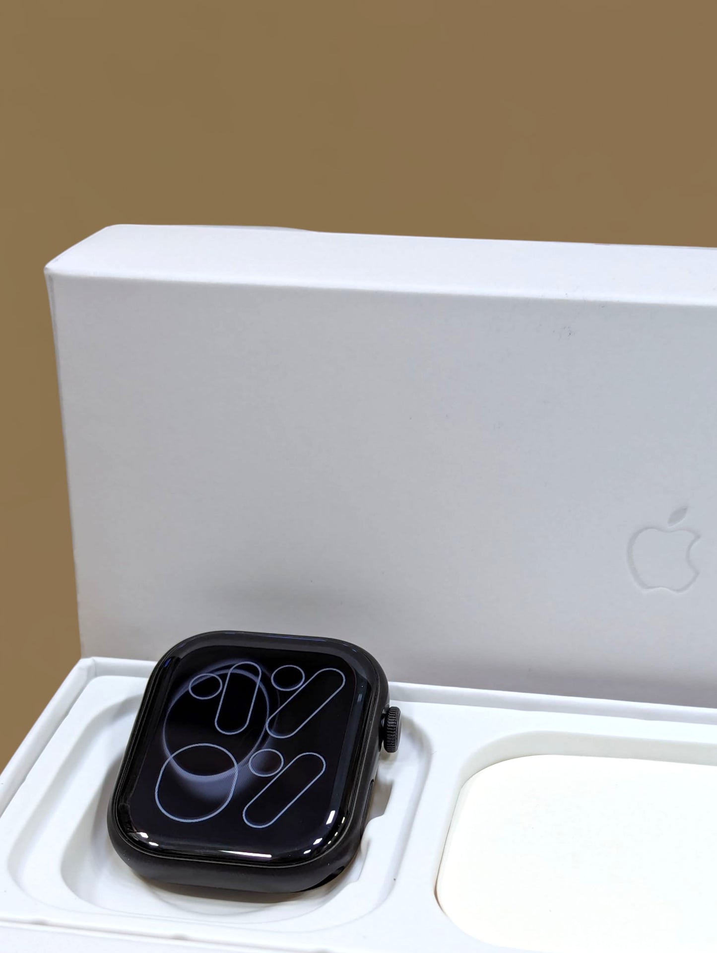 Smartwatch With Bluetooth Calling And Health Tracking