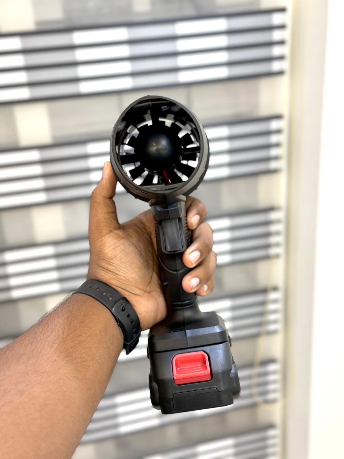Rechargeable Turbo Jet Air Blower – Powerful Low-Noise