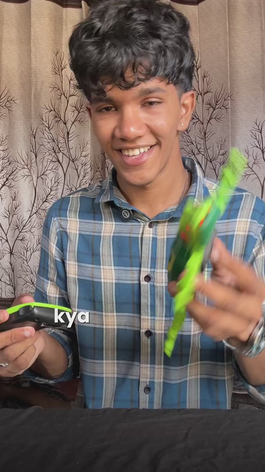 Remote Control Wall-Climbing Lizard Toy With Light-Up Eyes